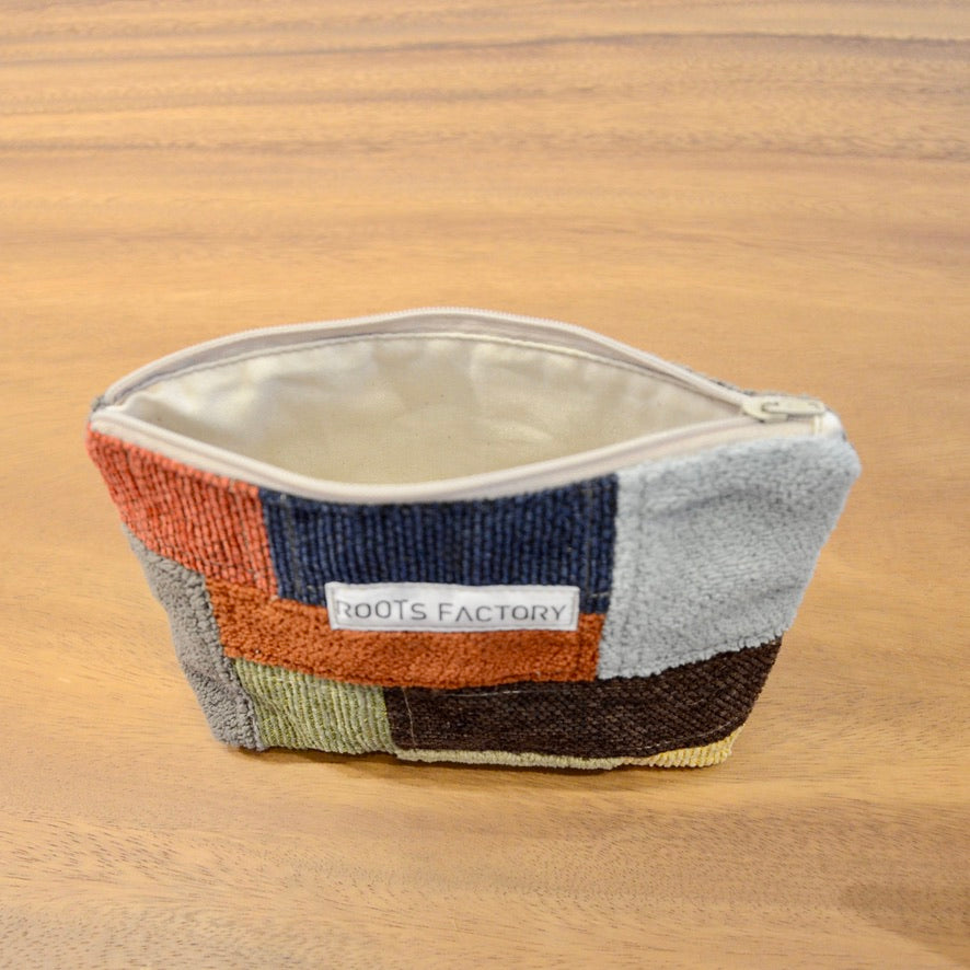 椅子からの贈り物パッチワークポーチ M