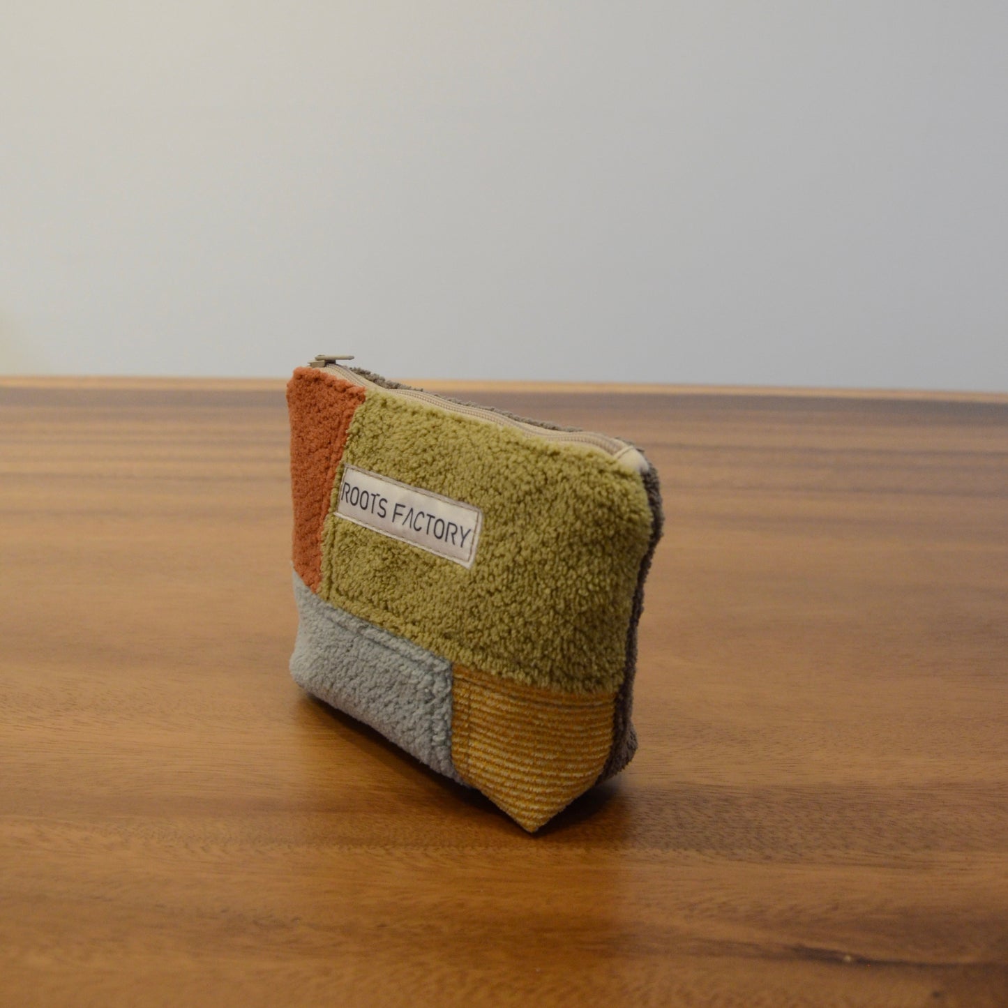 椅子からの贈り物パッチワークポーチ S