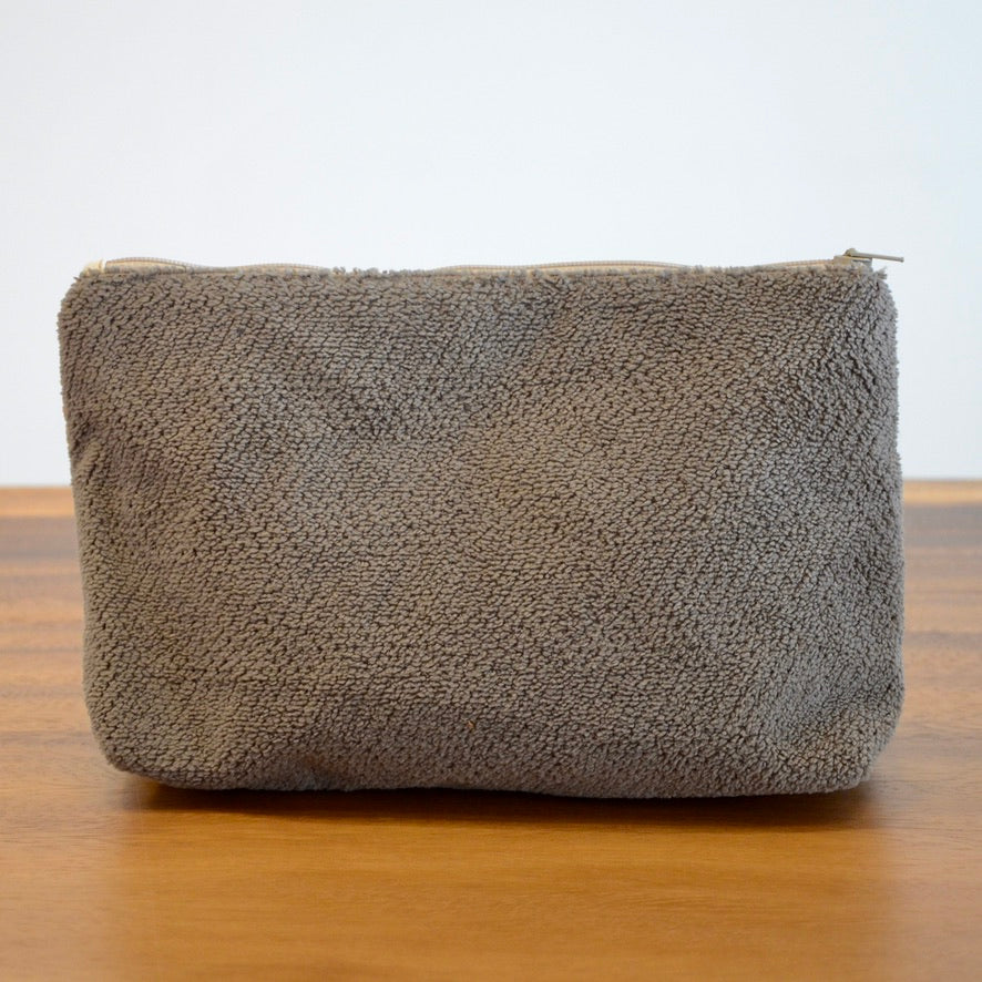 椅子からの贈り物パッチワークポーチ　L