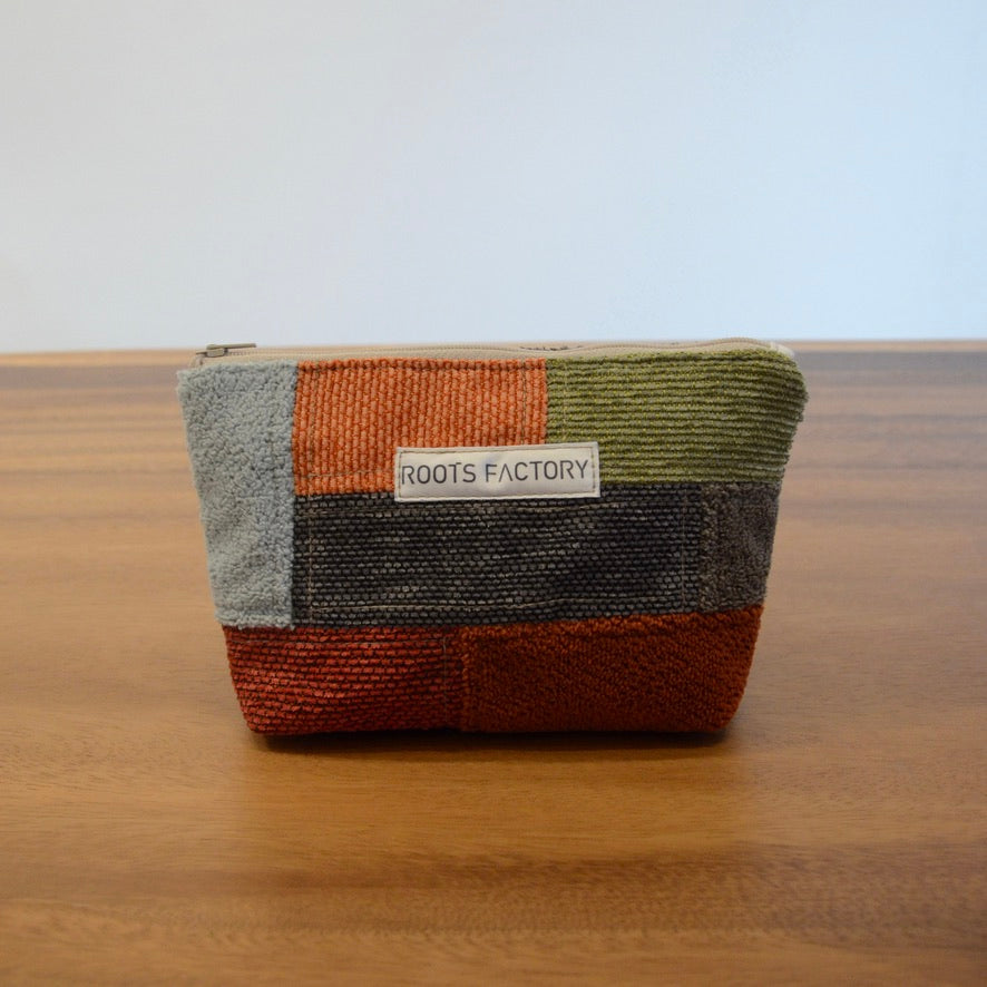 椅子からの贈り物パッチワークポーチ M