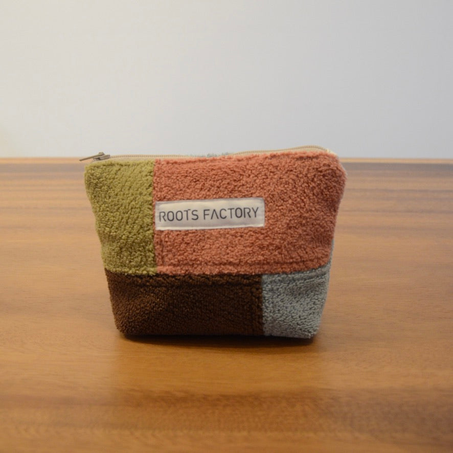 椅子からの贈り物パッチワークポーチ S