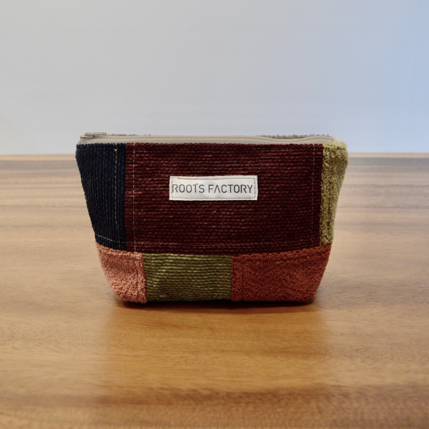 椅子からの贈り物パッチワークポーチ M