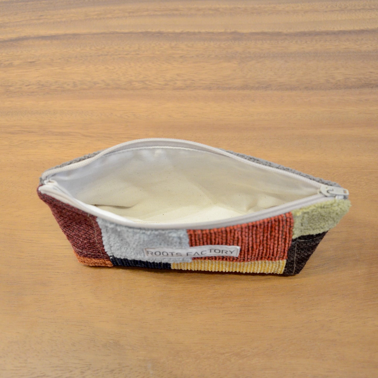 椅子からの贈り物パッチワークペンケース　S