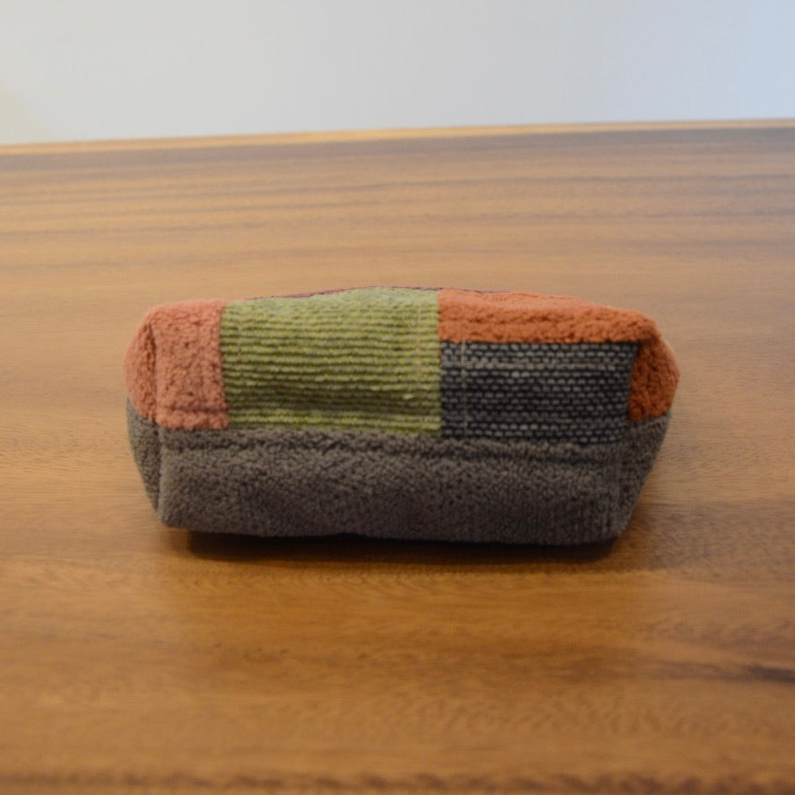 椅子からの贈り物パッチワークポーチ M