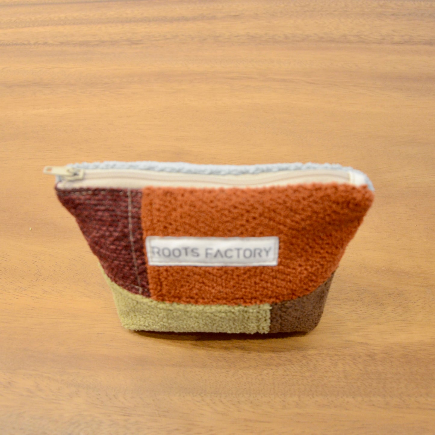 椅子からの贈り物パッチワークポーチ S