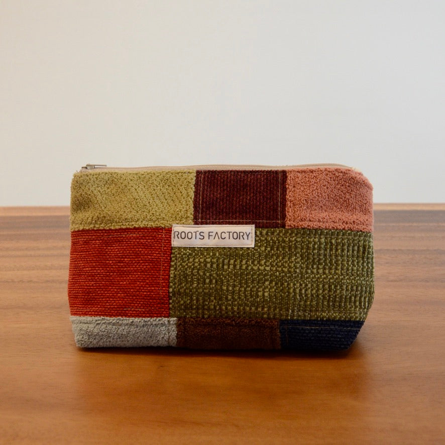 椅子からの贈り物パッチワークポーチ　L