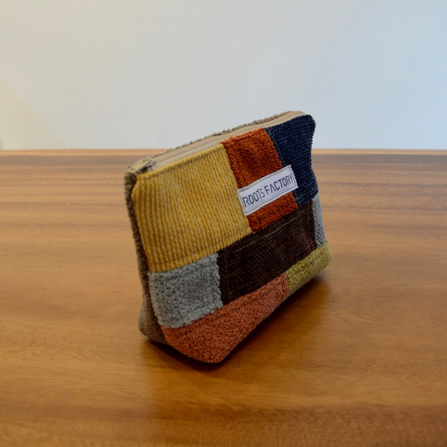 椅子からの贈り物パッチワークポーチ M